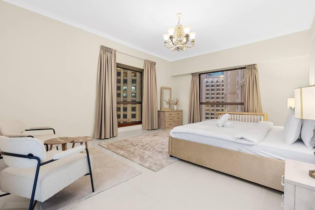 First Class 4Br Cozy Jumeirah Retreat Apartment Dubai Exterior photo